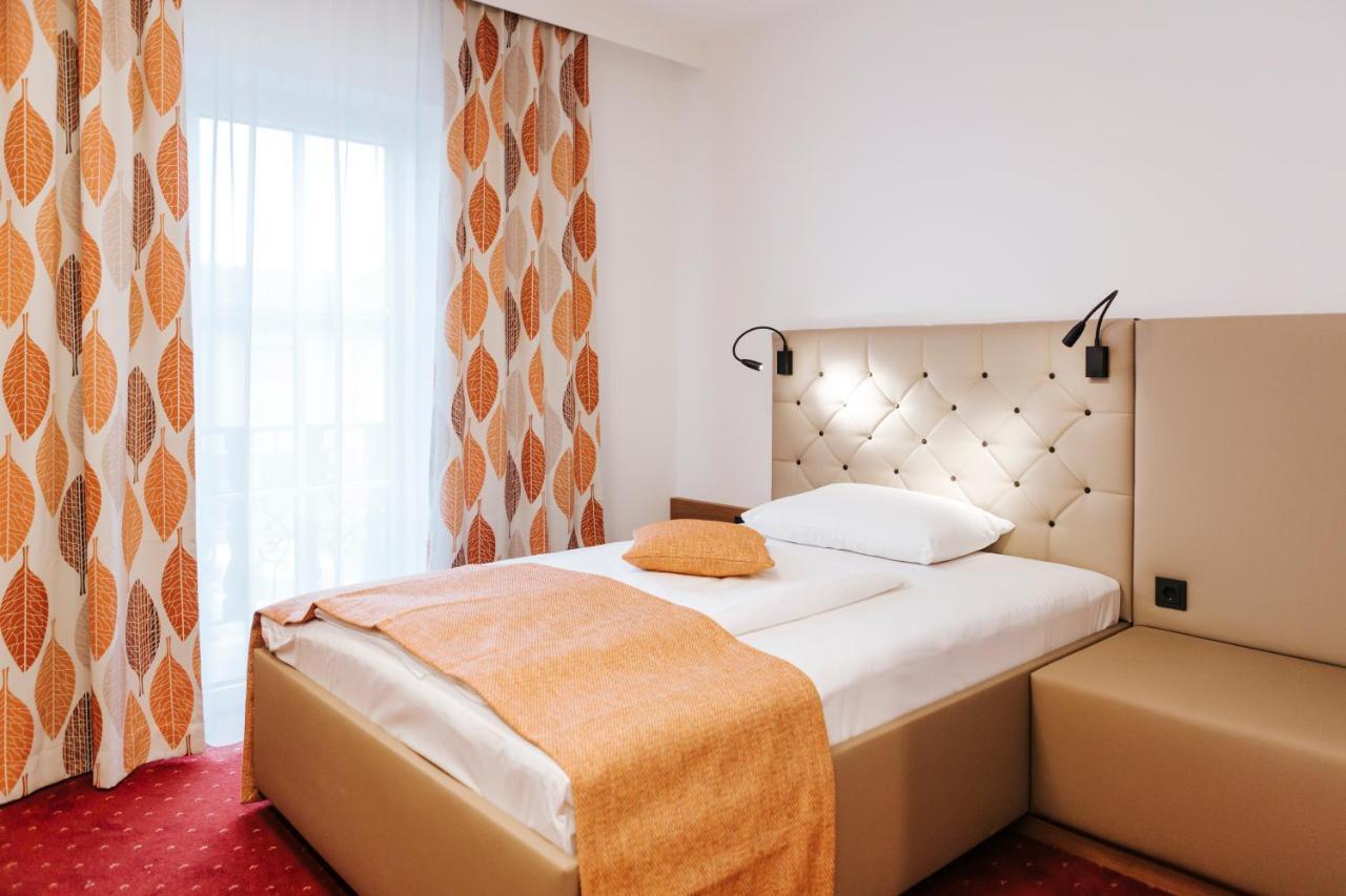 Hotel Der Stockinger Unterpremstaetten Bagian luar foto